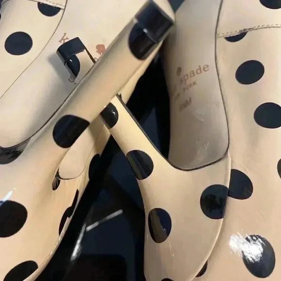 Kate Spade Heels Cream/ Polka dots Size 9.5M - Picture 5 of 5